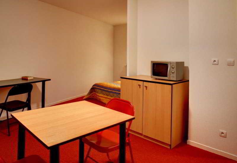 Kosy Appart'Hotels - La Maison Des Chercheurs Vandoeuvre-lès-Nancy Zewnętrze zdjęcie